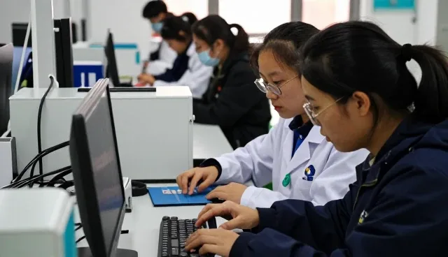 智能设备生产帮助客户实现医院目标